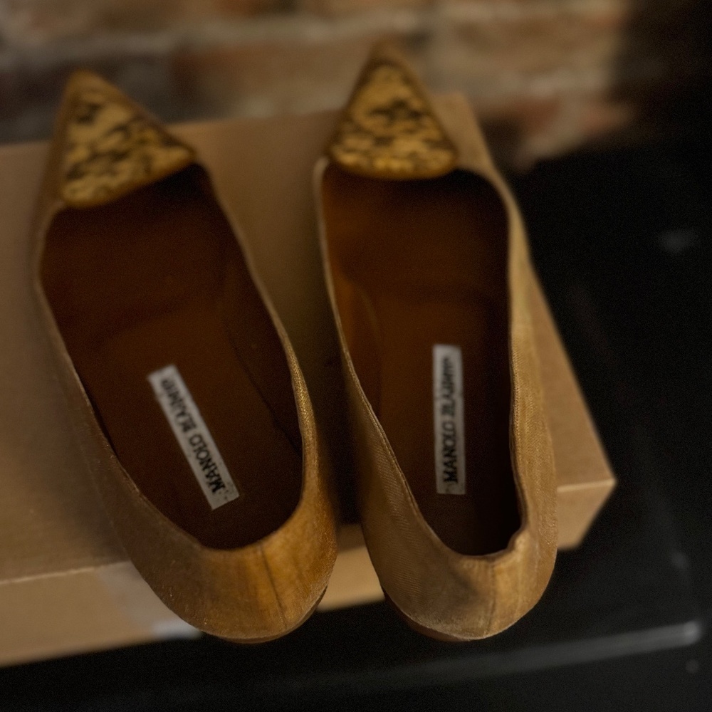 Manolo Blahnik flats